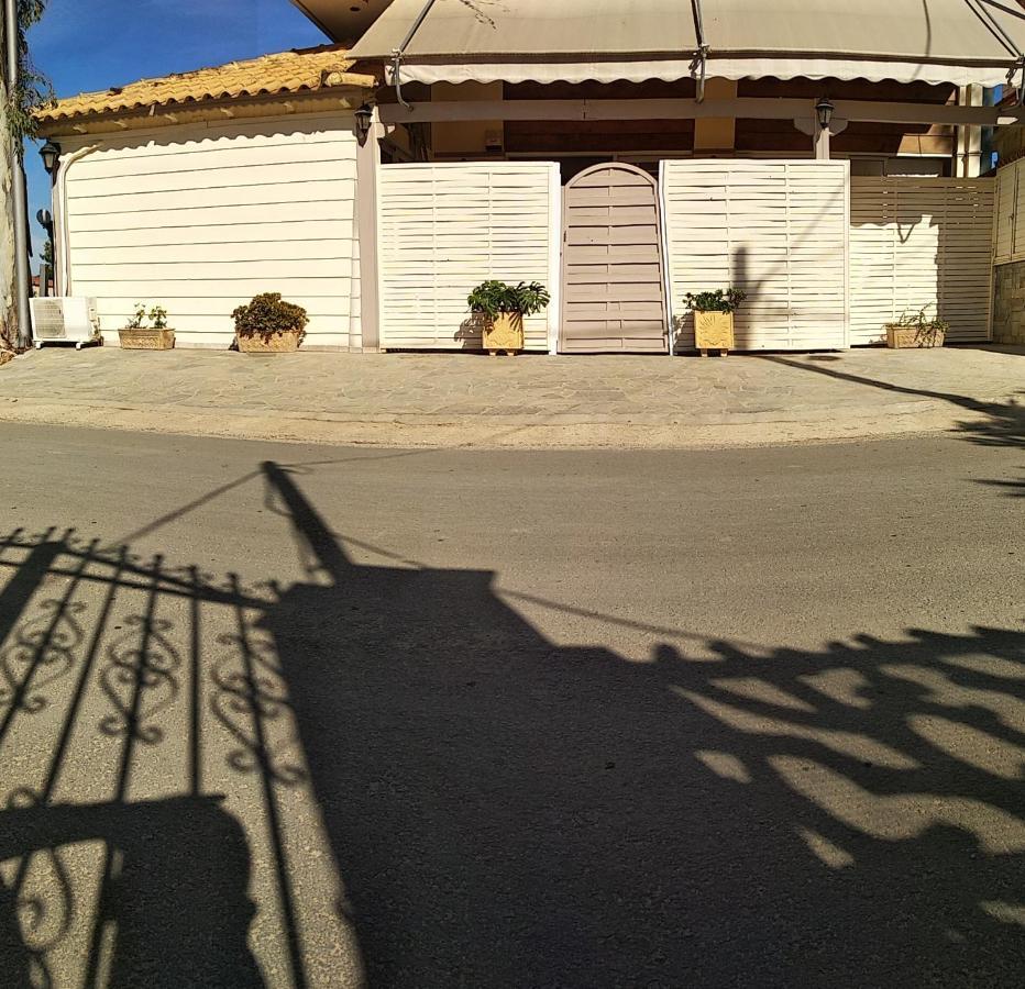 Alternative Country House 10 Minutes From Athens Airport Artemida (Attica) Exterior foto